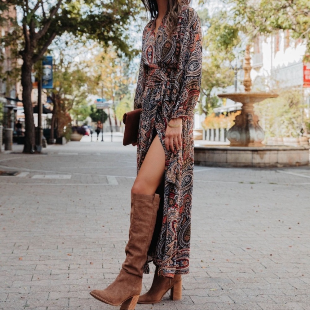 VICI Maxine Printed long Sleeve Floral Paisley Maxi Dress New NWOT - Picture 2 of 4